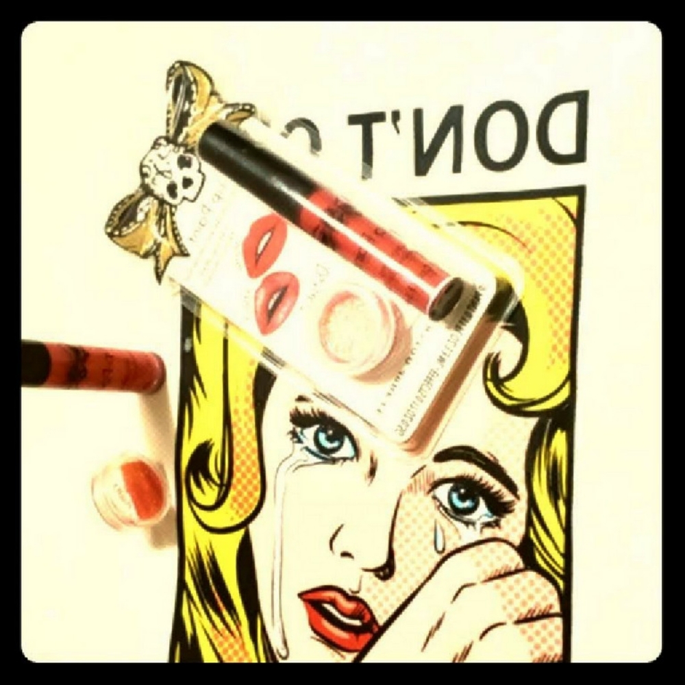 Tattoo Junkee Lip Paint Matte and Sparkle Factory Sealed